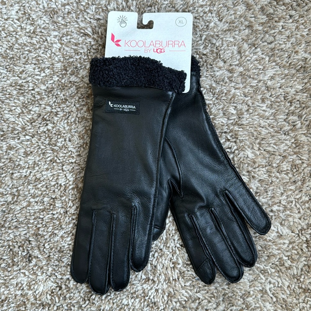 NWT Koolaburra by UGG leather gloves